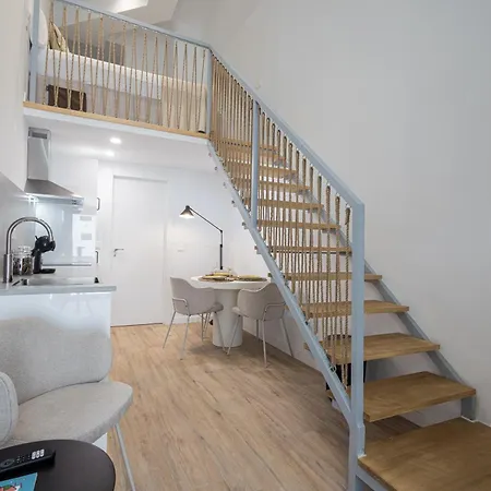 Loft M15 - Ground & Arena Connected شقة