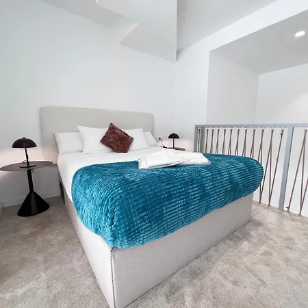 Loft M15 - Ground & Arena Connected شقة *